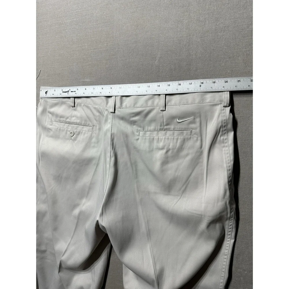 NWTS Nike Dri-Fit Victory Golf Tech Pants Size 40x32 White Standard Flat Front